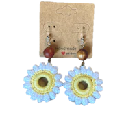 White daisy motif hypoallergenic earrings